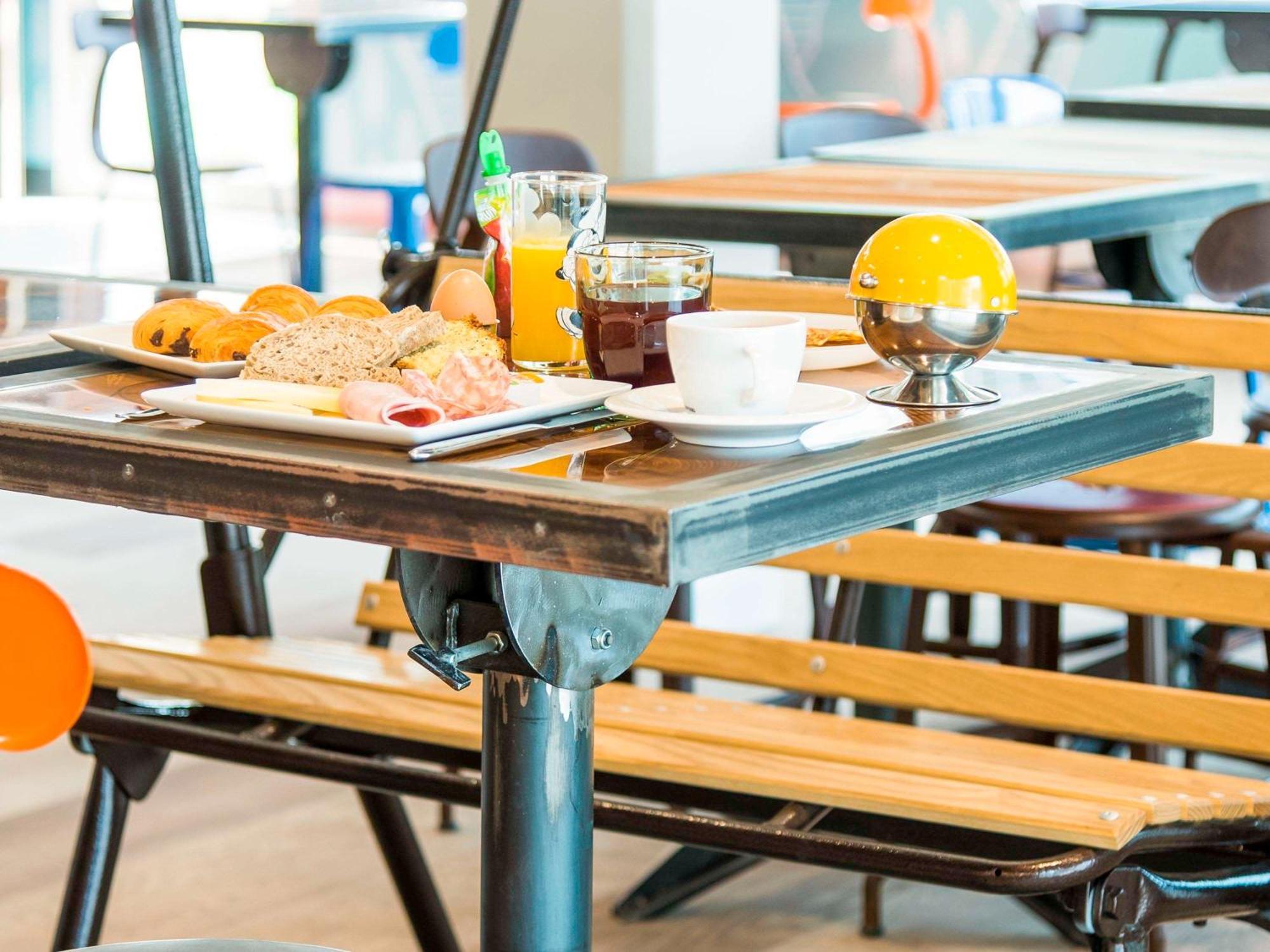 Ibis Styles Sallanches Pays Du Mont-Blanc Экстерьер фото